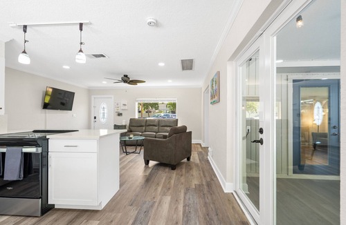 Wilton Manors House | Will's Off Wilton Drive Pool Villa by Opus