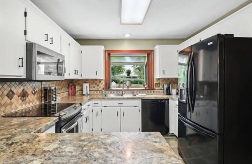 Marylhurst House | Willamette River Overlook
