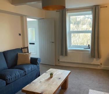 Hepworth House | Willden Cottage