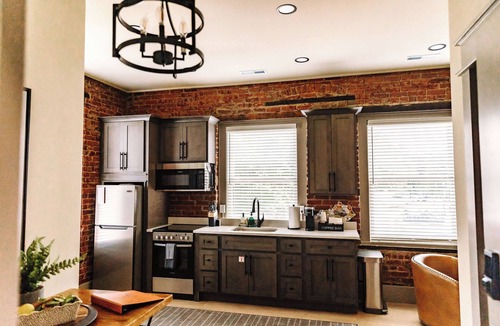 Bardstown Apartment | WILLIAM FORREST SUITE Newly renovated suite!