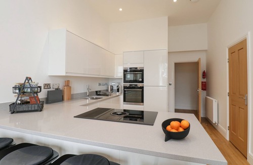 Newland Near Ulverston Cottage | WILLIAM TOWER SUITE STONE CROSS MANSION, family friendly in Ulverston