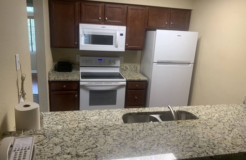 Berkeley Condo | Williamsburg Escape Near Historic Attractions & Theme Parks