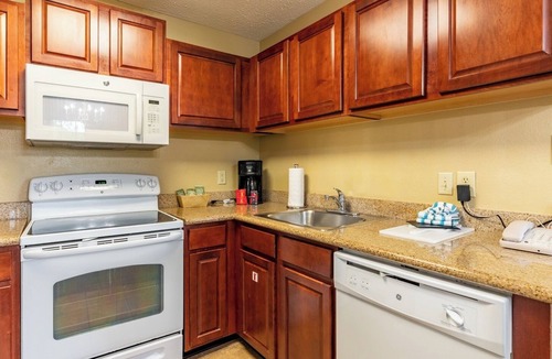 Williamsburg Condo | Williamsburg | Pool & Family Activities | 3BR Sleeps 10