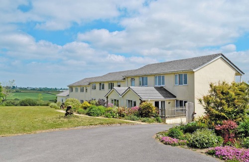 Woolfardisworthy Apartment | Willow Apartment - UK49303