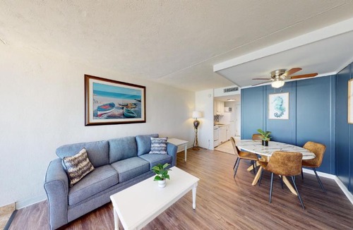 Myrtle Beach Apartment | Willow Bay 806 Oceanfront Suite, Renovated Spring 2023 desirable Golden Mile Location