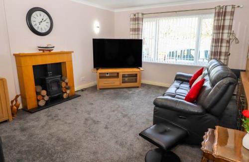 North Sunderland House | Willow Cottage
