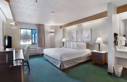 Ephraim Hotel | Willow Creek Inn
