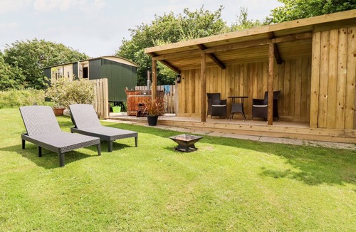 Burlawn Cottage | Willow