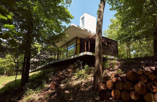 Red Hook House | Willow Glen House - Architectural Gem in the Hudson Valley with European Vibes