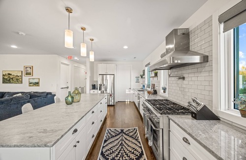 Cookeville Apartment | Willow Penthouse