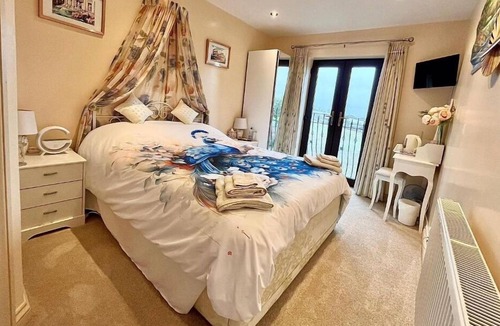 Cameley House | WILLOW RIDGE - a large country house with 3 rental rooms