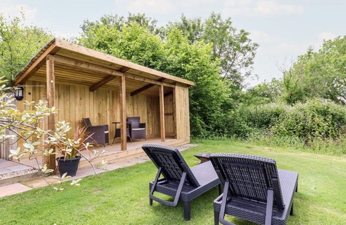 Burlawn Cottage | WILLOW, romantic, character holiday cottage in Wadebridge