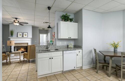 Calhoun Apartment | Willow's Nest with access to the Hiwassee River