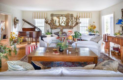 Pine Plains House | Willow Vale - Stunningly Designed Historical Icon with Hot Tub