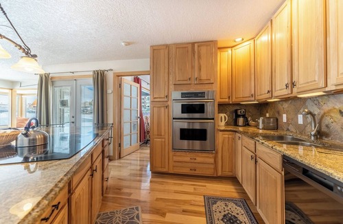 Lakeside Village Apartment | Willows #1704 by Summit County Mountain Retreats