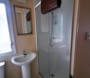 Carlisle House | Willows Lodge with self contained garden