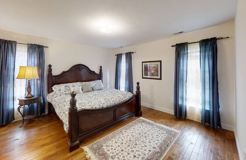 Windwood Coves House | WillowWinds II- Water Access, Cozy, Outdoor Firepit, Community Amenities, Boat Slip