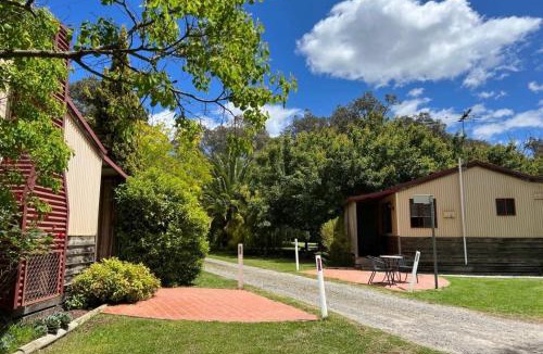 Chiltern Apartment | Willuna Farm Stay