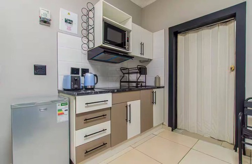 Randfontein Apartment | Win Haven Modern Serenity