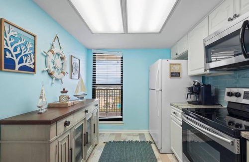 Orange Beach East Condo | Wind Drift 703 SE Gulf-Front Boater's Paradise