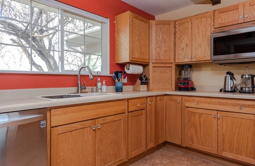 Lander House | Wind River Place- Mountain views, Spring Season!