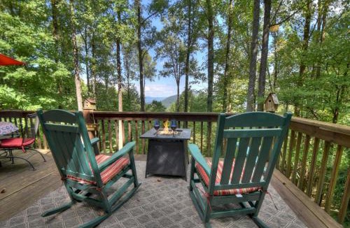 Walnut Mountain House | Wind Rush