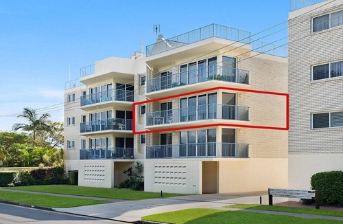 Golden Beach Apartment | Windbourne unit 4 Golden Beach QLD