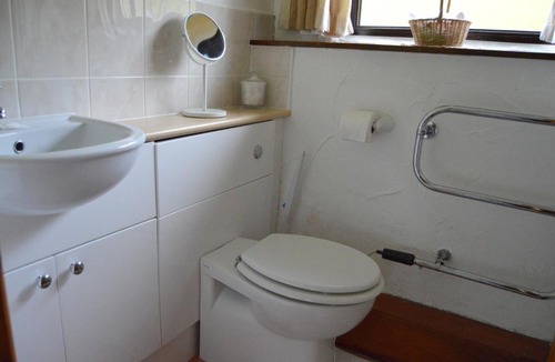 Hartland House | Windbury Cottage