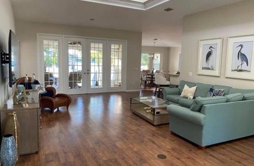 Marco Island Villa | Windemere on Marco Island. 4 BR waterfront home
