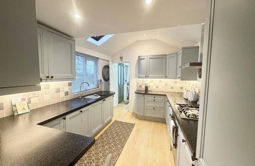 Windermere Cottage | Windermere Cottage for 8 | Walk Everywhere. Authentic Lakeland slate cottage,