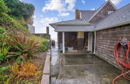 Downtown Cannon Beach House | Windjammer - Beach Access!