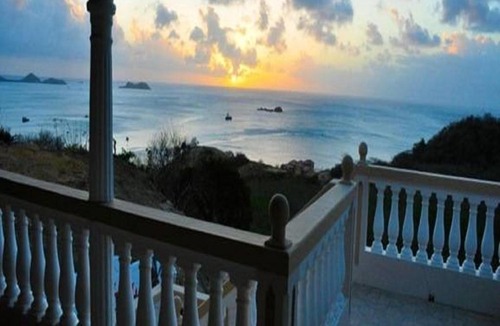 Hillsborough Apartment | Windmill Villa