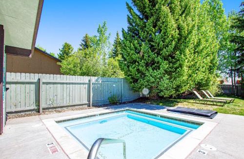 Teton Village Apartment | Windriver Retreat