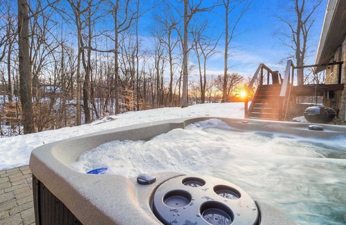 Columbus House | Windrush: Indoor Pool/Hot Tub/Sauna/Arcade