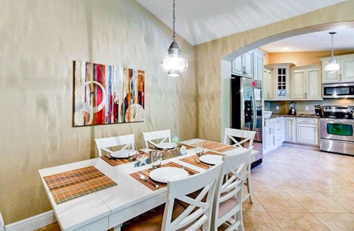 Holmes Beach Hotel | Windshore