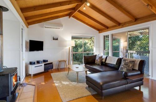 Ravensbourne Ski Chalet | Windsong at Ravensbourne Escape 2 Bedrooms