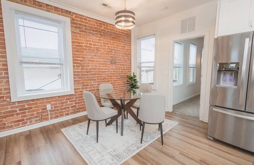 Martinsburg Apartment | Windsor Castle- one bedroom apartment