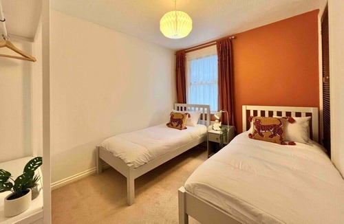 Windsor City Centre Cottage | Windsor Cottage Perfect Location, FREE Parking