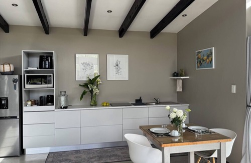 Tokai Bed & Breakfast | Windsor House