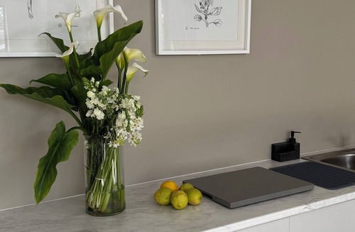 Tokai Bed & Breakfast | Windsor House