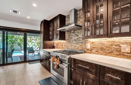 Bel Air House | Windward Escape