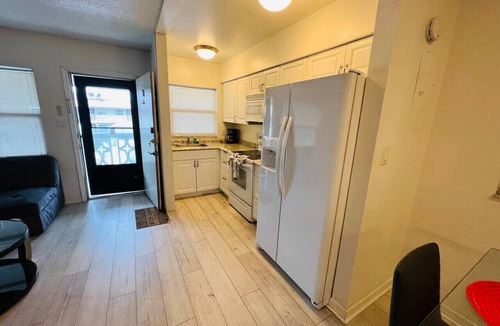 Banana River Estates Condo | Windward West 30 - Pool & 5 Minutes from the Beach