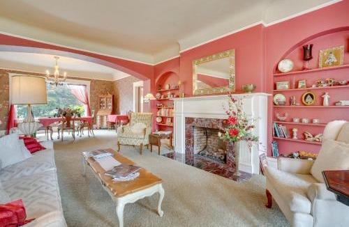 Walla Walla House | Wine Country Home with Yard; Walk to Downtown!