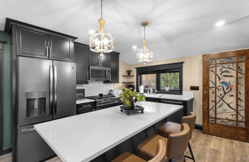 Austinburg Apartment | Wine Country Loft + Heated Swim Spa