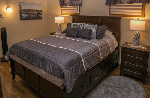 Dundee Cottage | Wine Down on Waneta-In the Finger Lakes Region