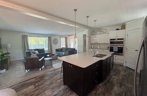 Langley House | Wine Trail Retreat