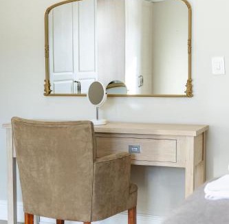 Stellenbosch Cabin | Winelands Golf Lodges 10