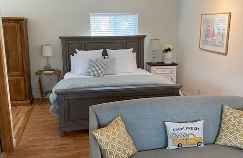 Jamul Cottage | Winery getaway, Staycation, Rustic Ridge Vineyardsn