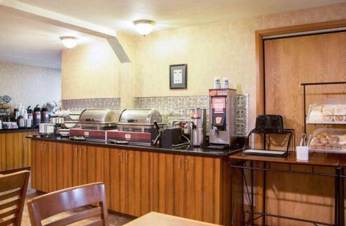 Downtown Anchorage Hotel | Wingate by Wyndham Anchorage Downtown - Ship Creek