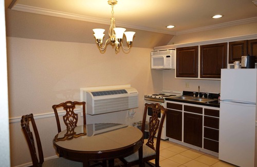 Meridian Hotel | Wingate by Wyndham Bellingham Heritage Inn